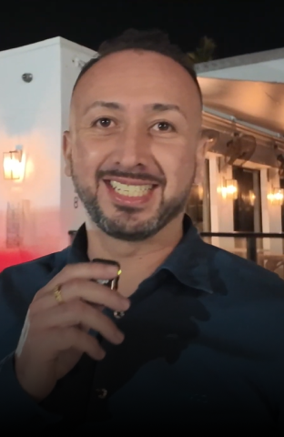 Andrés es un <span style="font-weight: 900; text-transform: uppercase;"> Mentor con M Mayúscula</span> <br/> <hr size="1px" color="#542AF8" /> <span class="subtitile">Andrés Sanchez</span>